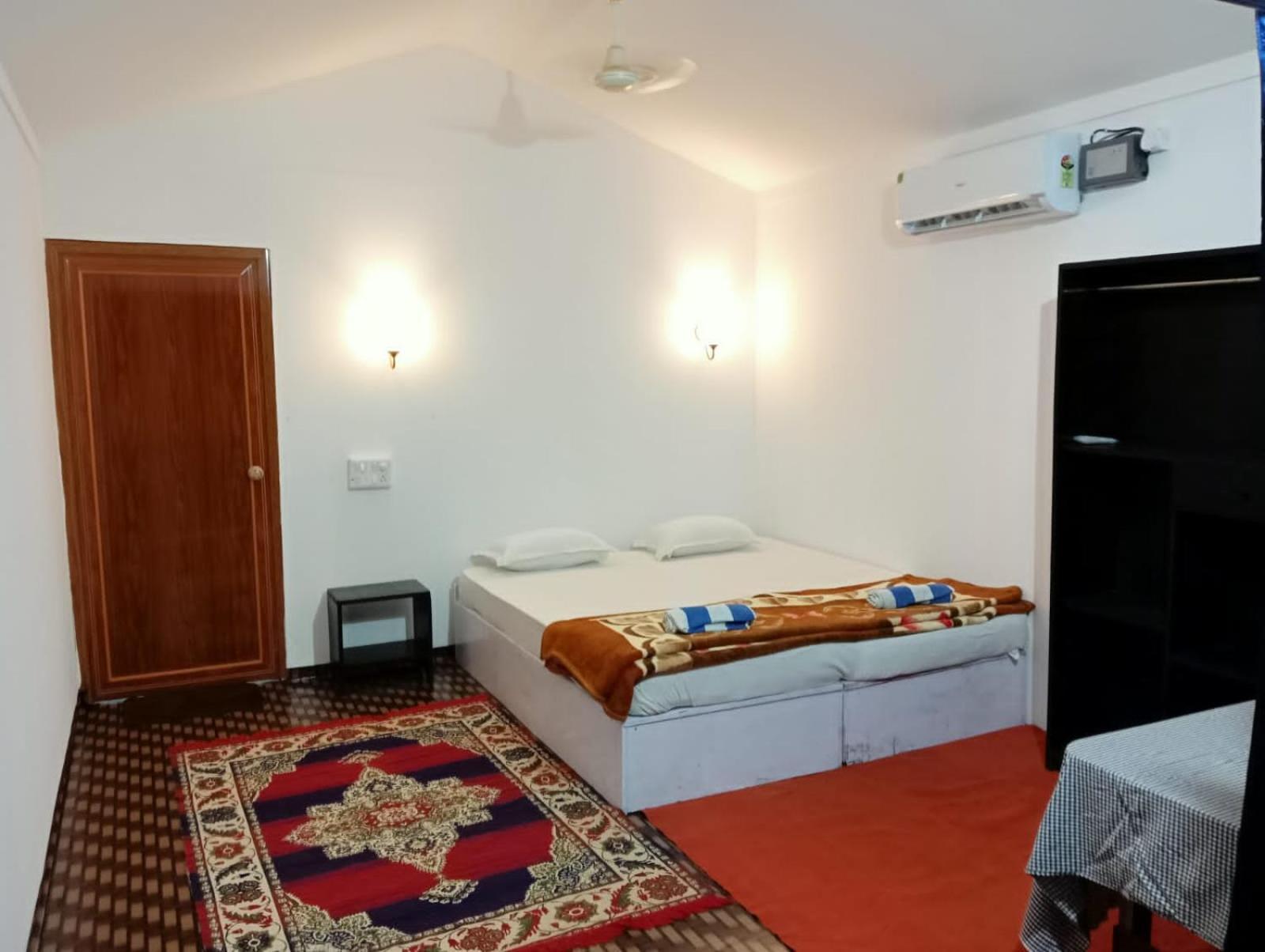 Riya Cottages And Beach Huts 아곤다 외부 사진