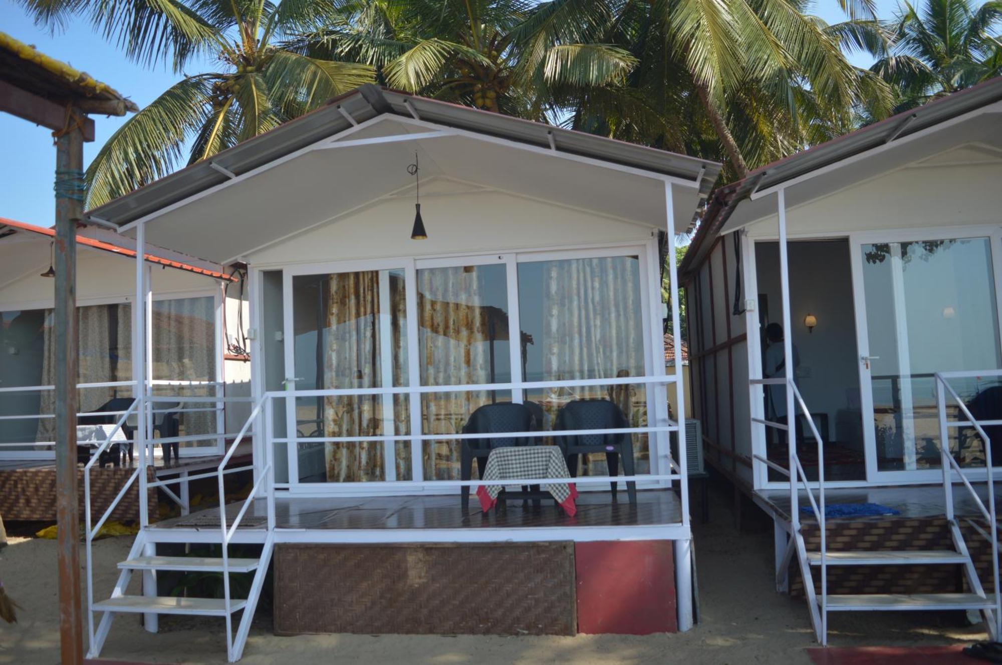 Riya Cottages And Beach Huts 아곤다 외부 사진
